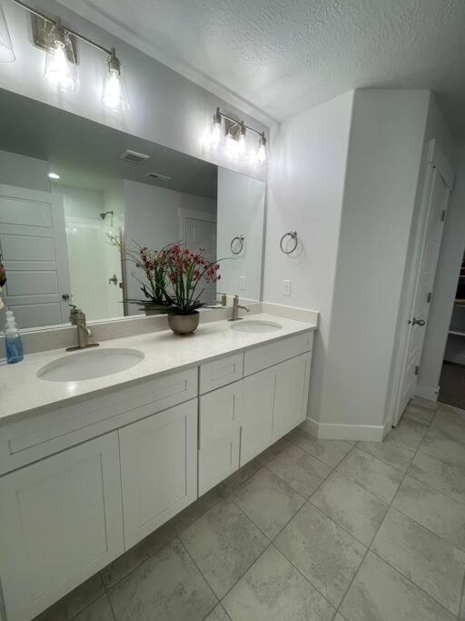 Vila Brand New 3-Beds Stylish Entire House At Lehi Exteriér fotografie